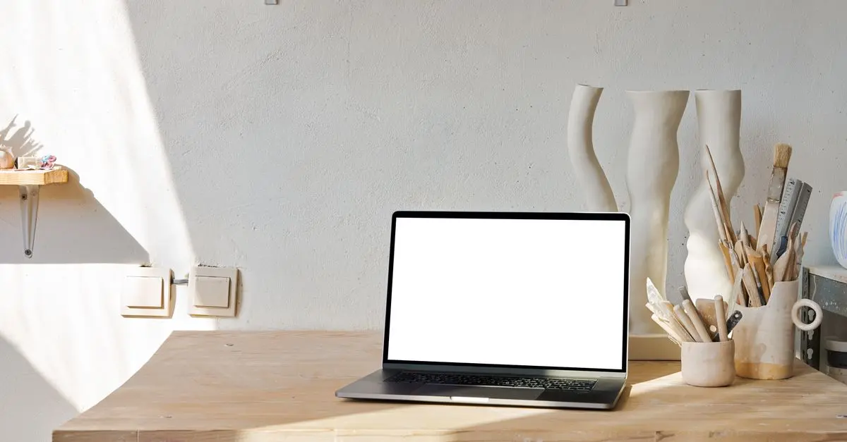 Laptop vs. Tablet for Creative Professionals
