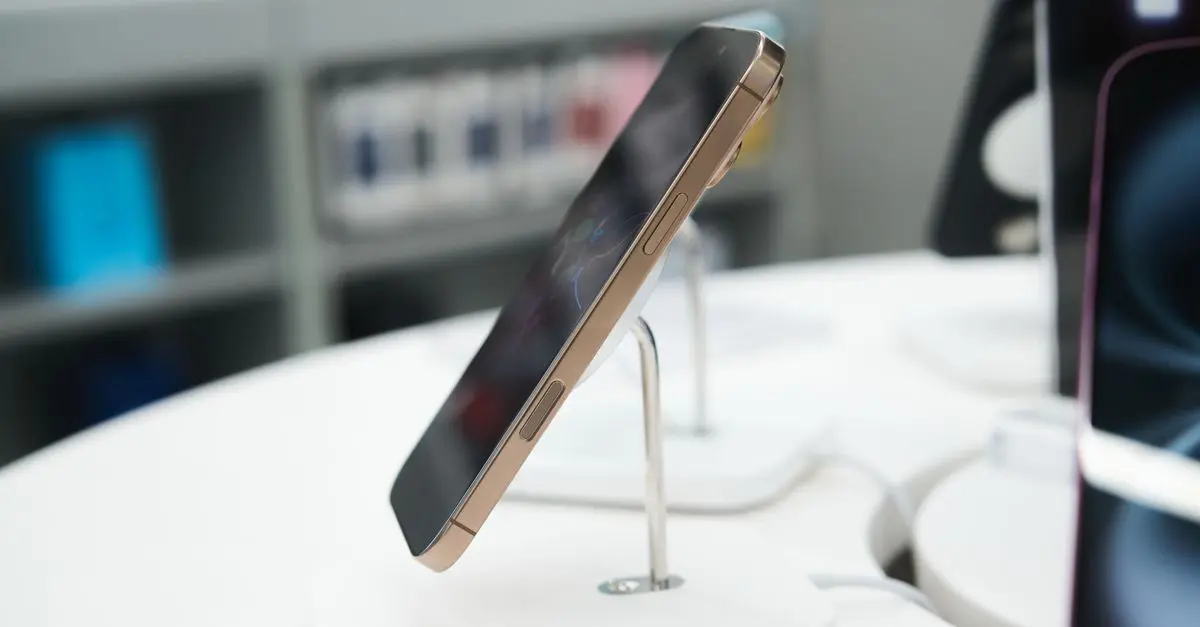 How to Choose the Best Premium Tech Mart Products